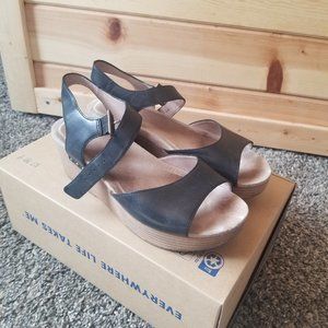 Dansko Black Sandal Clogs